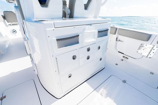 Sportsman OPEN-282-CENTER-CONSOLE image