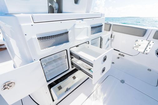 Sportsman OPEN-282-CENTER-CONSOLE image