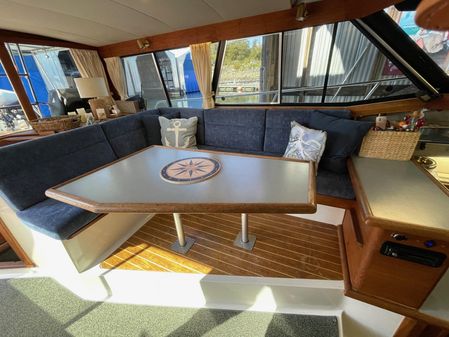 Bayliner 3288 Motoryacht image