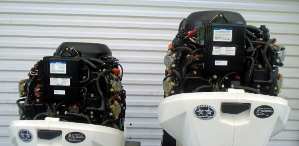 Evinrude  E-TEC 300hp 25