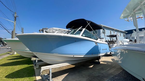 Blackfin 232 DC