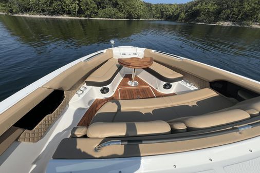 Sea Ray 400 SLX image