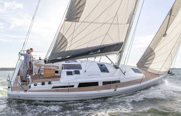 2022 Hanse 348