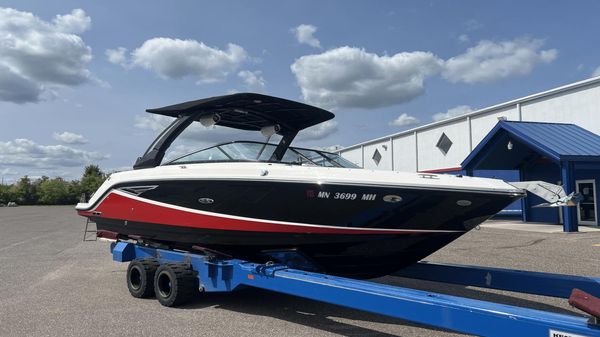 Sea Ray SLX 280 