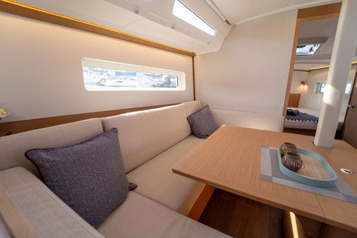 Jeanneau Sun Odyssey 380 image