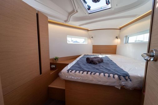 Jeanneau Sun Odyssey 380 image