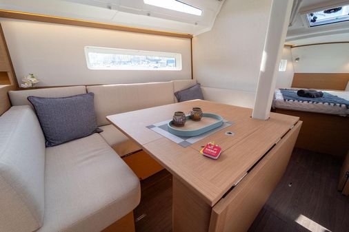 Jeanneau Sun Odyssey 380 image