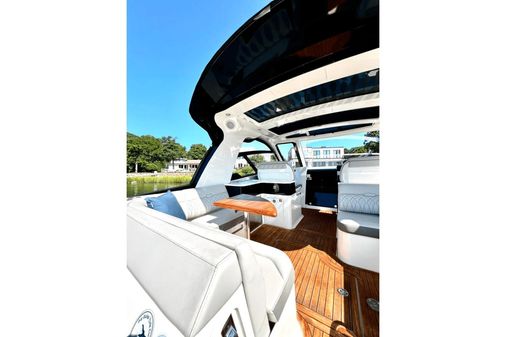 Sea Ray 370 SUNDANCER OB image