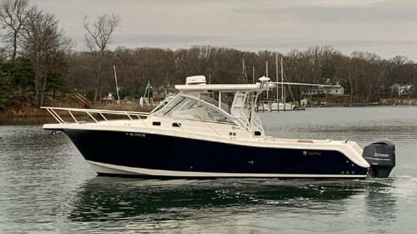 Edgewater 335 Express