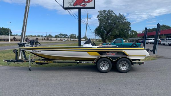 Skeeter ZX 250