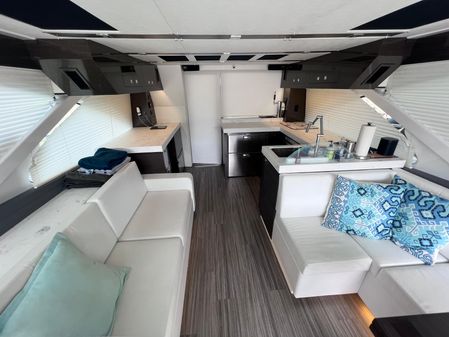 Cruisers Yachts 60 Cantius Fly image