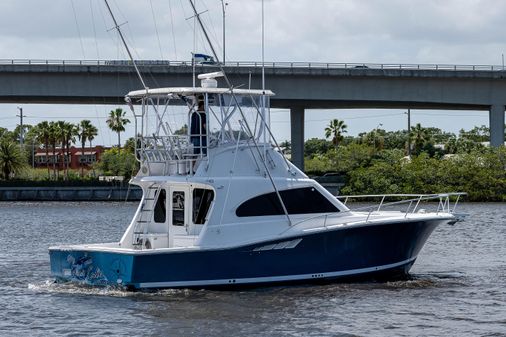 Luhrs Convertible image