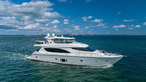 Hatteras 80 Motor Yacht