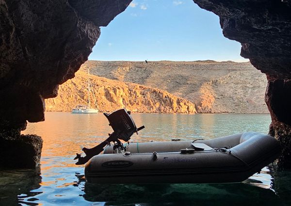 Hunter 45-CENTER-COCKPIT image