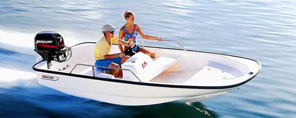 2000 Boston Whaler sport 13