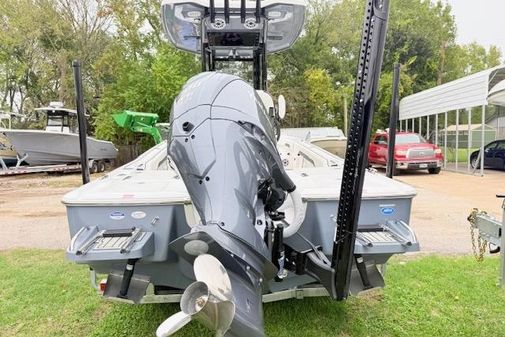 Tidewater 2500-CAROLINA-BAY image