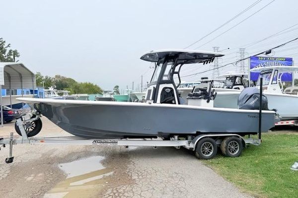 Tidewater 2500-CAROLINA-BAY - main image