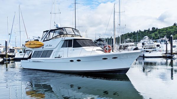 Meridian 490 Pilothouse