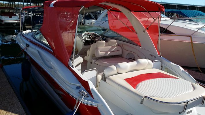 Crownline 320 CR - main image
