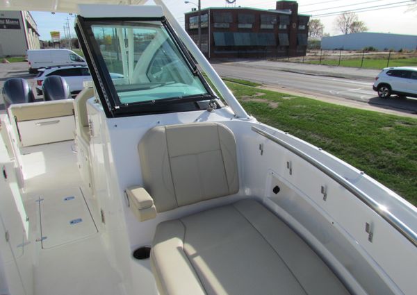 Pursuit DC 266 Dual Console image