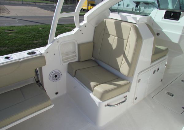 Pursuit DC 266 Dual Console image