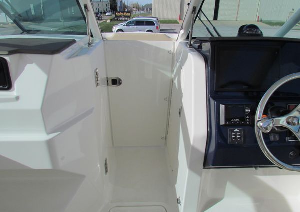 Pursuit DC 266 Dual Console image