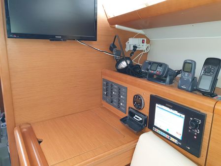 Jeanneau Sun Odyssey 33i image