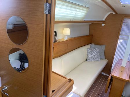 Jeanneau Sun Odyssey 33i image