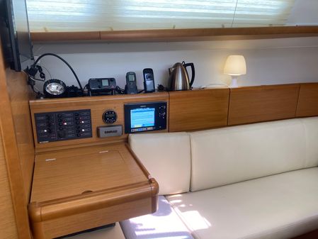 Jeanneau Sun Odyssey 33i image