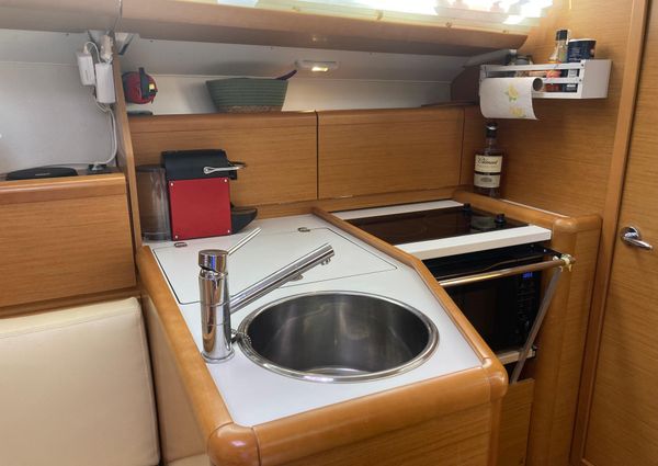 Jeanneau Sun Odyssey 33i image