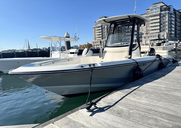 Boston Whaler 220 Dauntless image