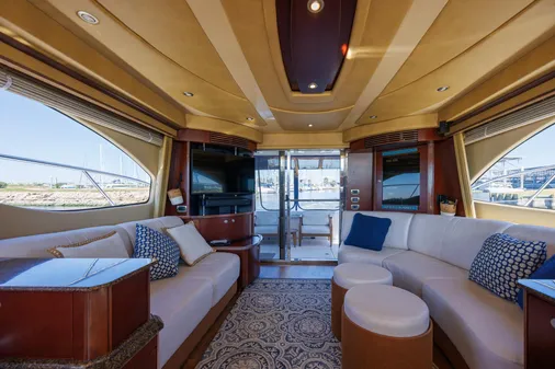 Sea Ray 52 Sedan Bridge image