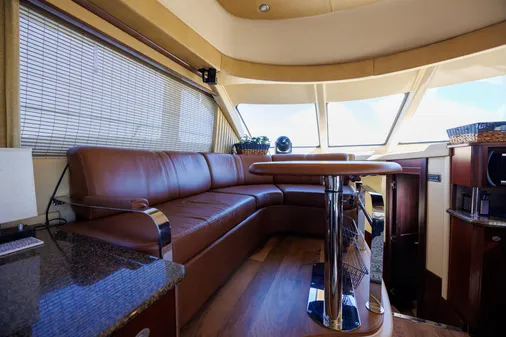 Sea Ray 52 Sedan Bridge image