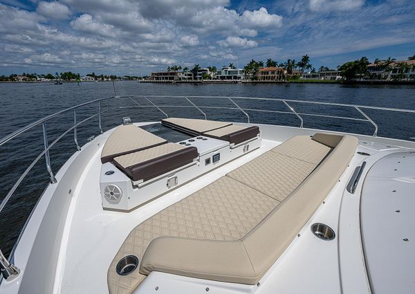 Cruisers Yachts 60 Cantius image