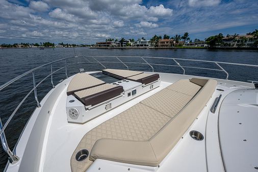 Cruisers Yachts 60 Cantius image