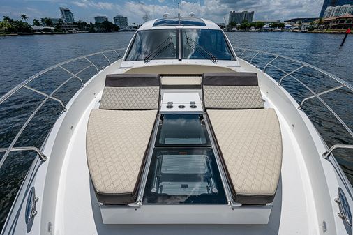 Cruisers Yachts 60 Cantius image