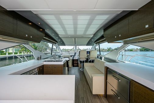 Cruisers Yachts 60 Cantius image