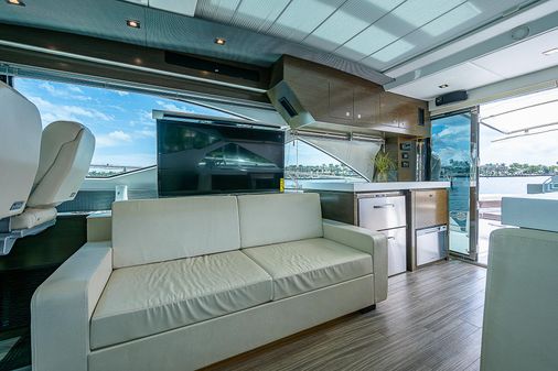 Cruisers Yachts 60 Cantius image