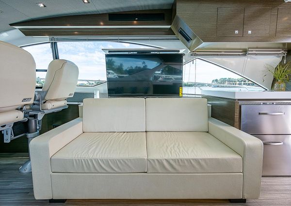 Cruisers Yachts 60 Cantius image