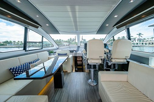 Cruisers Yachts 60 Cantius image