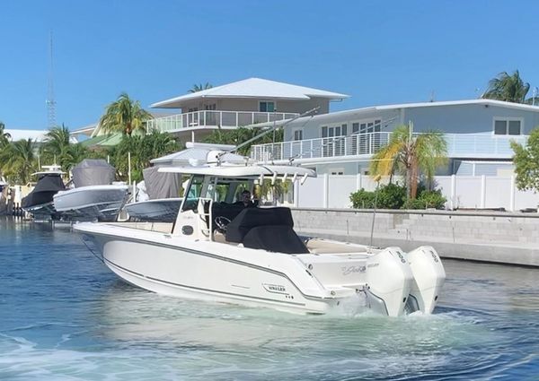 Boston Whaler 330 Outrage image