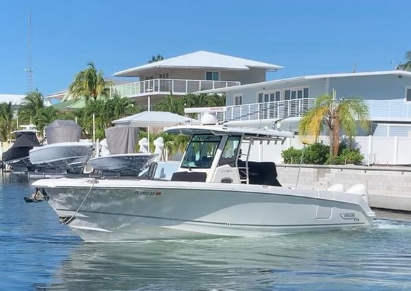 Boston Whaler 330 Outrage image