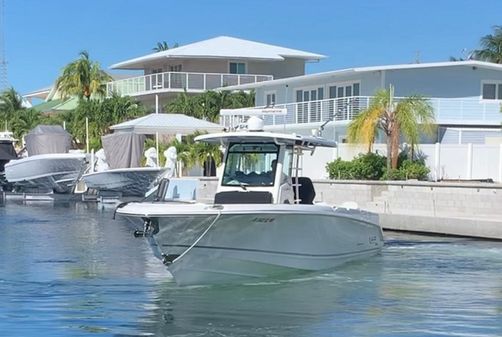 Boston Whaler 330 Outrage image