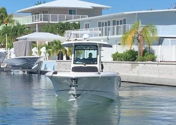 Boston Whaler 330 Outrage image