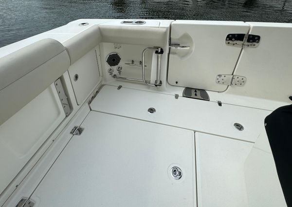 Boston Whaler 330 Outrage image