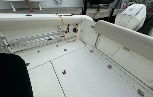 Boston Whaler 330 Outrage image