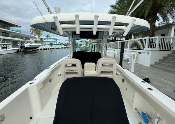 Boston Whaler 330 Outrage image