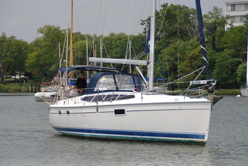 Hunter 36 image