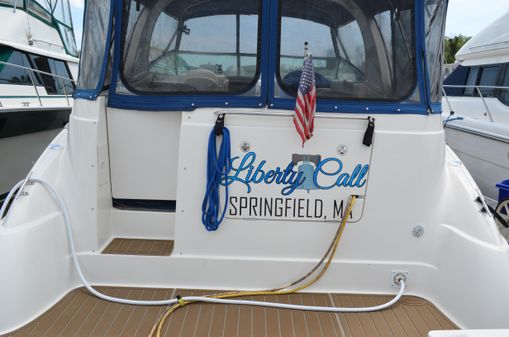 Bayliner 325 Sunbridge image