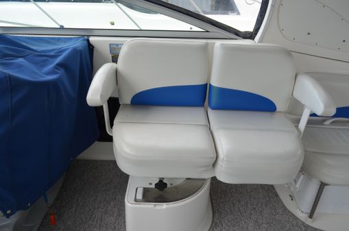 Bayliner 325 Sunbridge image